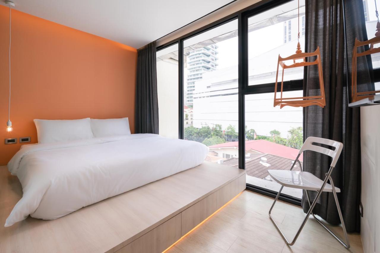 Speck Bangkok Hostel Exterior photo